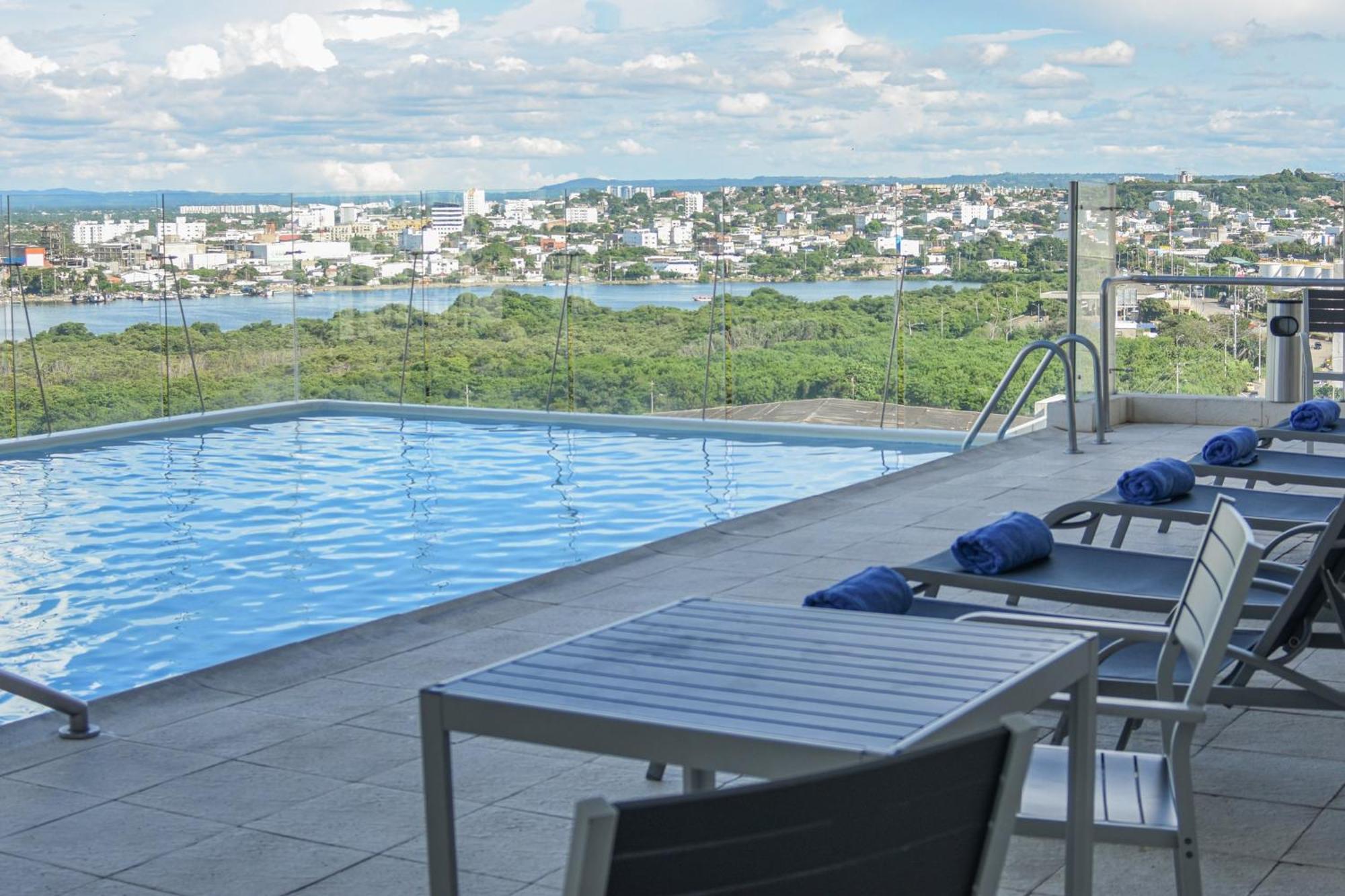 Holiday Inn Express Cartagena Manga By Ihg Esterno foto